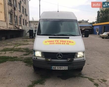 Белый Мерседес Sprinter, объемом двигателя 2.87 л и пробегом 434 тыс. км за 8200 $, фото 7 на Automoto.ua