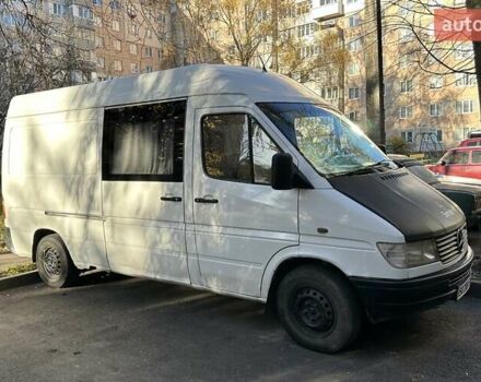 Белый Мерседес Sprinter, объемом двигателя 2.87 л и пробегом 600 тыс. км за 4900 $, фото 2 на Automoto.ua