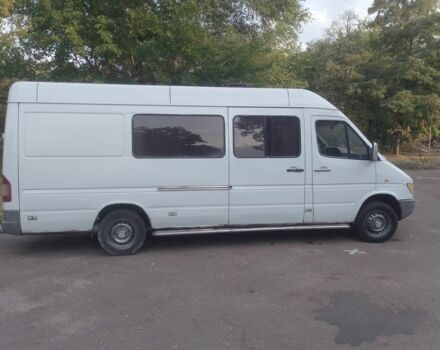 Белый Мерседес Sprinter, объемом двигателя 2.9 л и пробегом 925 тыс. км за 8000 $, фото 1 на Automoto.ua
