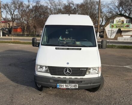 Белый Мерседес Sprinter, объемом двигателя 0 л и пробегом 400 тыс. км за 10300 $, фото 7 на Automoto.ua