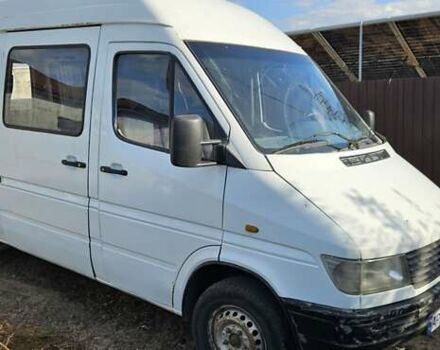 Белый Мерседес Sprinter, объемом двигателя 2.87 л и пробегом 400 тыс. км за 4500 $, фото 1 на Automoto.ua