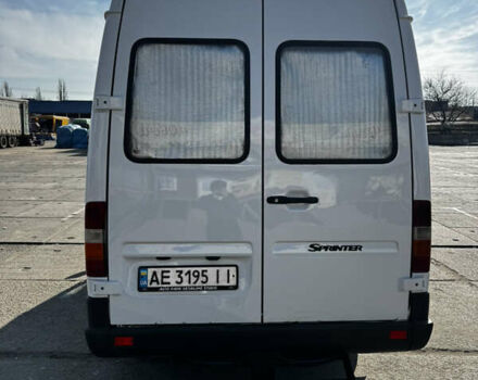 Белый Мерседес Sprinter, объемом двигателя 2.9 л и пробегом 680 тыс. км за 14000 $, фото 14 на Automoto.ua