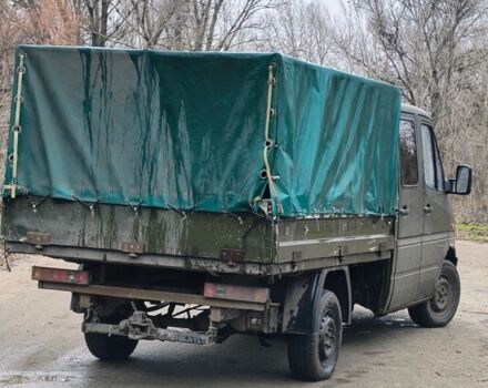 Белый Мерседес Sprinter, объемом двигателя 2.9 л и пробегом 315 тыс. км за 3300 $, фото 6 на Automoto.ua