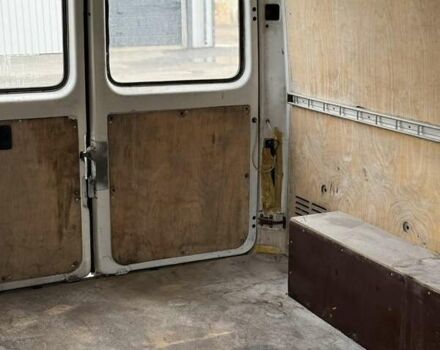 Белый Мерседес Sprinter, объемом двигателя 2.8 л и пробегом 700 тыс. км за 4200 $, фото 14 на Automoto.ua