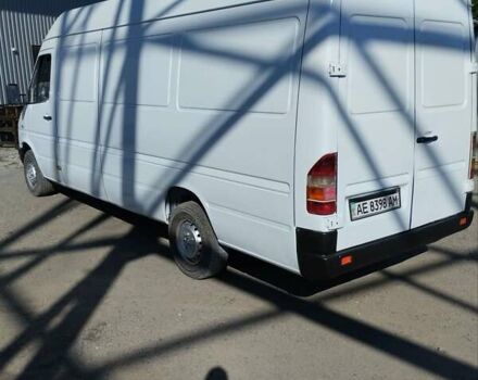 Білий Мерседес Sprinter, об'ємом двигуна 2.3 л та пробігом 308 тис. км за 7000 $, фото 2 на Automoto.ua