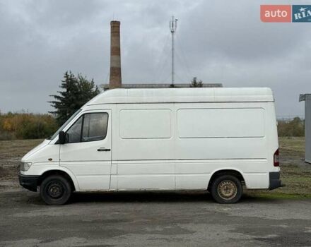 Белый Мерседес Sprinter, объемом двигателя 2.8 л и пробегом 700 тыс. км за 4200 $, фото 8 на Automoto.ua