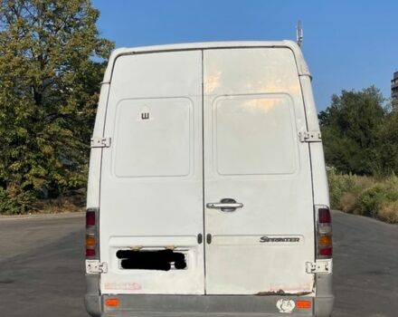 Белый Мерседес Sprinter, объемом двигателя 2.9 л и пробегом 560 тыс. км за 4200 $, фото 3 на Automoto.ua