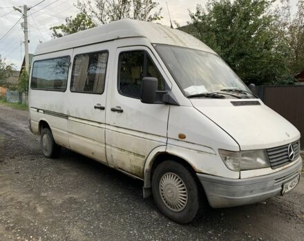 Белый Мерседес Sprinter, объемом двигателя 2.9 л и пробегом 496 тыс. км за 3700 $, фото 1 на Automoto.ua