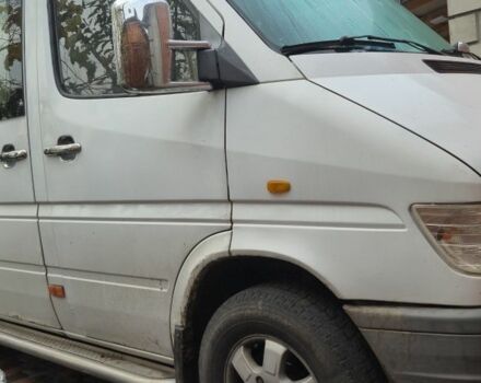 Белый Мерседес Sprinter, объемом двигателя 0 л и пробегом 422 тыс. км за 9000 $, фото 1 на Automoto.ua