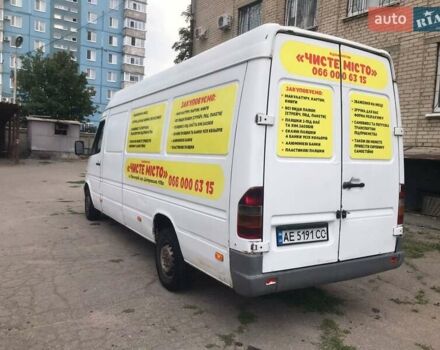 Белый Мерседес Sprinter, объемом двигателя 2.87 л и пробегом 434 тыс. км за 8200 $, фото 3 на Automoto.ua