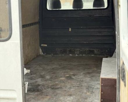 Белый Мерседес Sprinter, объемом двигателя 2.8 л и пробегом 700 тыс. км за 4200 $, фото 12 на Automoto.ua