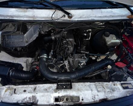 Белый Мерседес Sprinter, объемом двигателя 2.9 л и пробегом 200 тыс. км за 3500 $, фото 6 на Automoto.ua