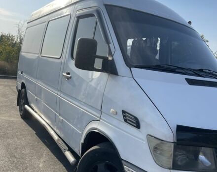 Белый Мерседес Sprinter, объемом двигателя 2.9 л и пробегом 560 тыс. км за 4200 $, фото 1 на Automoto.ua