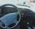 Белый Мерседес Sprinter, объемом двигателя 2.9 л и пробегом 570 тыс. км за 4000 $, фото 5 на Automoto.ua