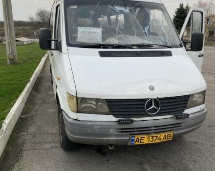 Белый Мерседес Sprinter, объемом двигателя 0 л и пробегом 366 тыс. км за 1350 $, фото 1 на Automoto.ua