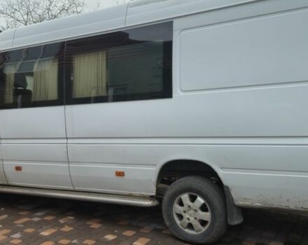 Белый Мерседес Sprinter, объемом двигателя 0 л и пробегом 422 тыс. км за 9000 $, фото 2 на Automoto.ua