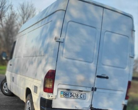 Белый Мерседес Sprinter, объемом двигателя 0 л и пробегом 400 тыс. км за 4500 $, фото 4 на Automoto.ua