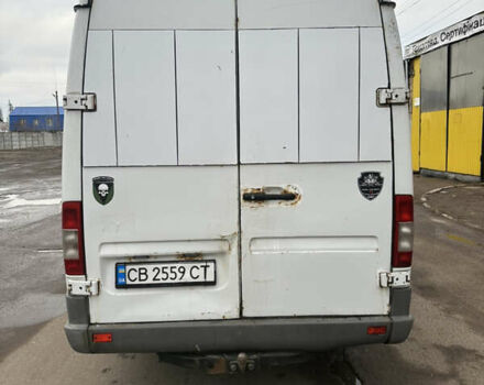 Белый Мерседес Sprinter, объемом двигателя 2.9 л и пробегом 700 тыс. км за 7500 $, фото 2 на Automoto.ua