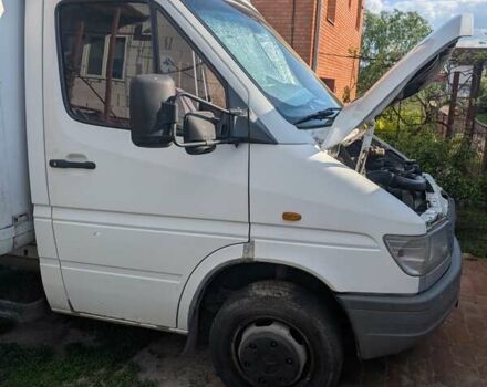 Белый Мерседес Sprinter, объемом двигателя 2.87 л и пробегом 692 тыс. км за 9000 $, фото 1 на Automoto.ua