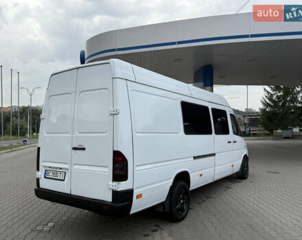 Белый Мерседес Sprinter, объемом двигателя 2.2 л и пробегом 354 тыс. км за 8500 $, фото 12 на Automoto.ua