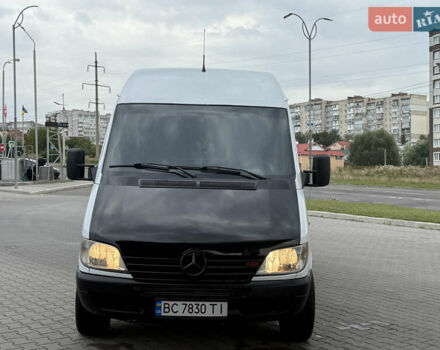 Белый Мерседес Sprinter, объемом двигателя 2.2 л и пробегом 354 тыс. км за 8500 $, фото 6 на Automoto.ua