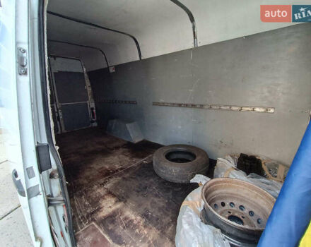 Белый Мерседес Sprinter, объемом двигателя 2.2 л и пробегом 732 тыс. км за 8240 $, фото 23 на Automoto.ua