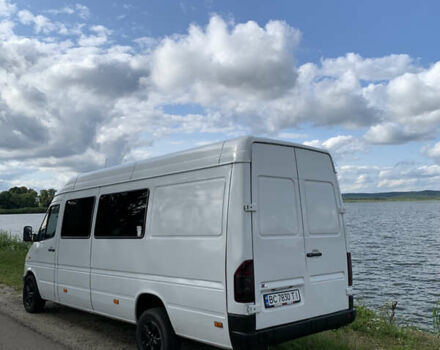 Белый Мерседес Sprinter, объемом двигателя 0 л и пробегом 353 тыс. км за 7200 $, фото 5 на Automoto.ua