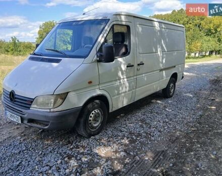 Белый Мерседес Sprinter, объемом двигателя 2.15 л и пробегом 450 тыс. км за 3600 $, фото 3 на Automoto.ua