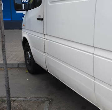 Білий Мерседес Sprinter, об'ємом двигуна 2.7 л та пробігом 208 тис. км за 6300 $, фото 8 на Automoto.ua