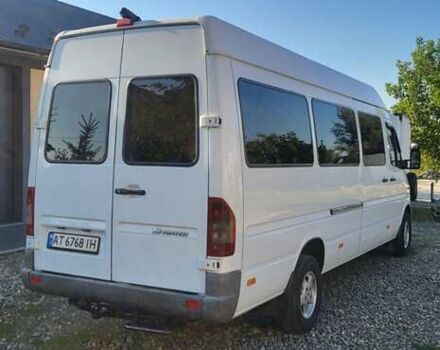 Белый Мерседес Sprinter, объемом двигателя 2.7 л и пробегом 390 тыс. км за 13800 $, фото 4 на Automoto.ua
