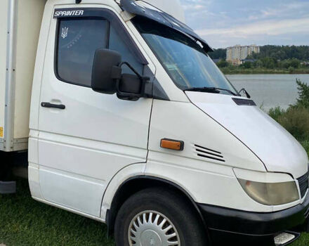 Белый Мерседес Sprinter, объемом двигателя 2.1 л и пробегом 530 тыс. км за 9500 $, фото 11 на Automoto.ua