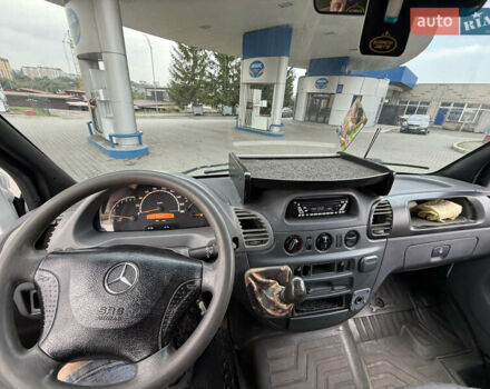 Белый Мерседес Sprinter, объемом двигателя 2.2 л и пробегом 354 тыс. км за 8500 $, фото 26 на Automoto.ua