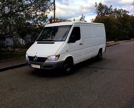 Білий Мерседес Sprinter, об'ємом двигуна 2.7 л та пробігом 300 тис. км за 7000 $, фото 2 на Automoto.ua