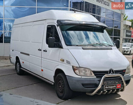 Белый Мерседес Sprinter, объемом двигателя 2.2 л и пробегом 732 тыс. км за 8240 $, фото 7 на Automoto.ua