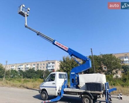 Белый Мерседес Sprinter, объемом двигателя 2.87 л и пробегом 92 тыс. км за 31000 $, фото 9 на Automoto.ua