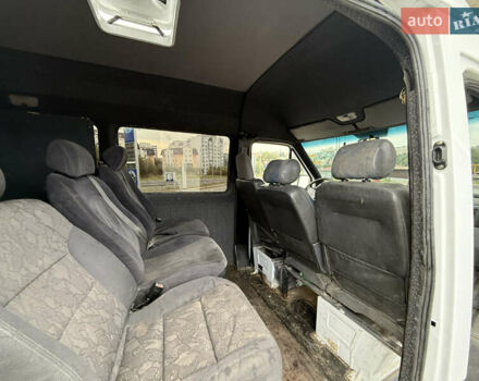 Белый Мерседес Sprinter, объемом двигателя 2.2 л и пробегом 354 тыс. км за 8500 $, фото 29 на Automoto.ua