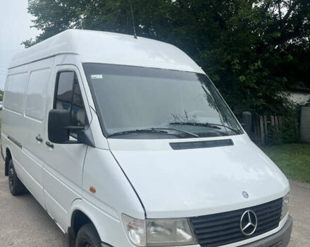 Білий Мерседес Sprinter, об'ємом двигуна 2.3 л та пробігом 596 тис. км за 8000 $, фото 2 на Automoto.ua