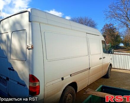 Білий Мерседес Sprinter, об'ємом двигуна 2.2 л та пробігом 519 тис. км за 7400 $, фото 1 на Automoto.ua