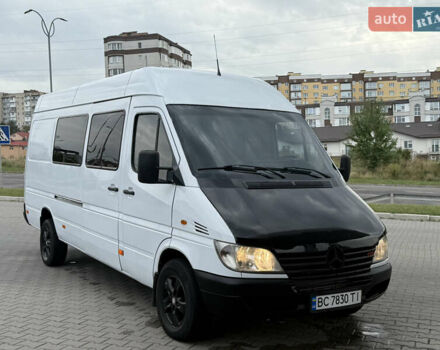 Белый Мерседес Sprinter, объемом двигателя 2.2 л и пробегом 354 тыс. км за 8500 $, фото 8 на Automoto.ua