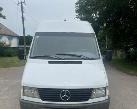 Білий Мерседес Sprinter, об'ємом двигуна 2.3 л та пробігом 596 тис. км за 8000 $, фото 1 на Automoto.ua