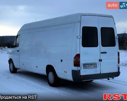 Белый Мерседес Sprinter, объемом двигателя 29 л и пробегом 350 тыс. км за 6900 $, фото 4 на Automoto.ua