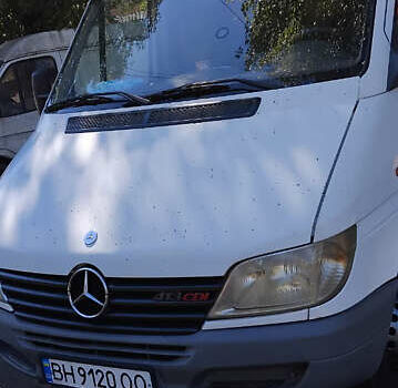 Білий Мерседес Sprinter, об'ємом двигуна 2.7 л та пробігом 208 тис. км за 6300 $, фото 1 на Automoto.ua