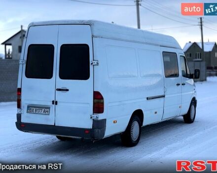 Белый Мерседес Sprinter, объемом двигателя 29 л и пробегом 350 тыс. км за 6900 $, фото 7 на Automoto.ua