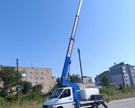 Белый Мерседес Sprinter, объемом двигателя 2.87 л и пробегом 92 тыс. км за 31000 $, фото 7 на Automoto.ua