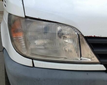 Белый Мерседес Sprinter, объемом двигателя 2.2 л и пробегом 732 тыс. км за 6680 $, фото 6 на Automoto.ua