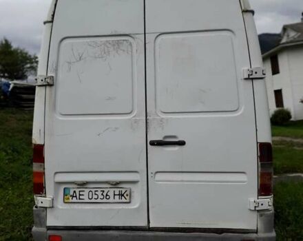 Білий Мерседес Sprinter, об'ємом двигуна 2.3 л та пробігом 300 тис. км за 3200 $, фото 2 на Automoto.ua