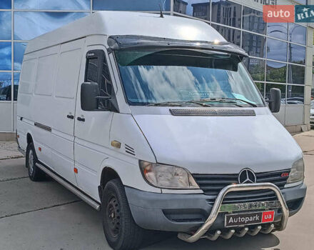 Белый Мерседес Sprinter, объемом двигателя 2.2 л и пробегом 732 тыс. км за 8240 $, фото 6 на Automoto.ua