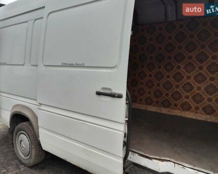 Белый Мерседес Sprinter, объемом двигателя 2.87 л и пробегом 751 тыс. км за 7000 $, фото 15 на Automoto.ua