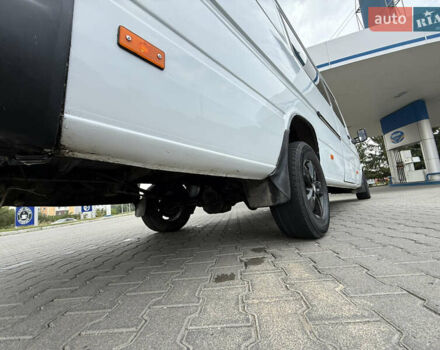 Белый Мерседес Sprinter, объемом двигателя 2.2 л и пробегом 354 тыс. км за 8500 $, фото 17 на Automoto.ua
