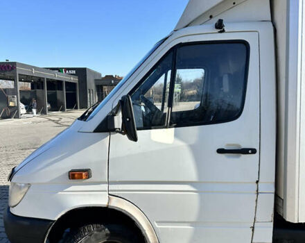 Белый Мерседес Sprinter, объемом двигателя 2.1 л и пробегом 607 тыс. км за 8200 $, фото 5 на Automoto.ua